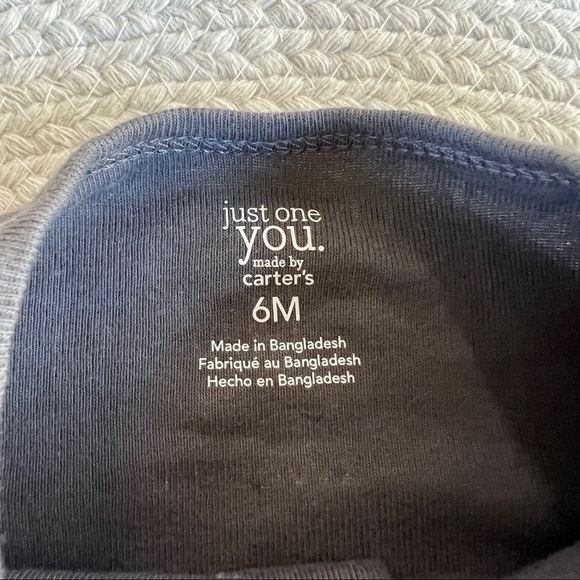 Carter’s button down word pattern - Picture 2 of 2